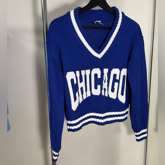 H&M Knit Top in XS - Picture 1 of 4